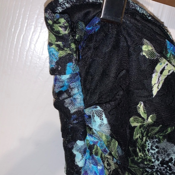 Floral lacy high low dress - Picture 4 of 5